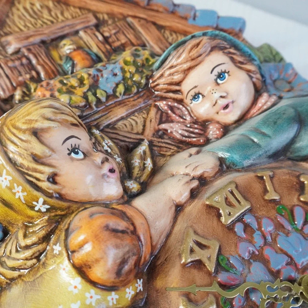 VTG Ceramic Alpine Boy Girl Wall Faux Cuckoo Clock 3D Pendulum Pinecone‎ Weights